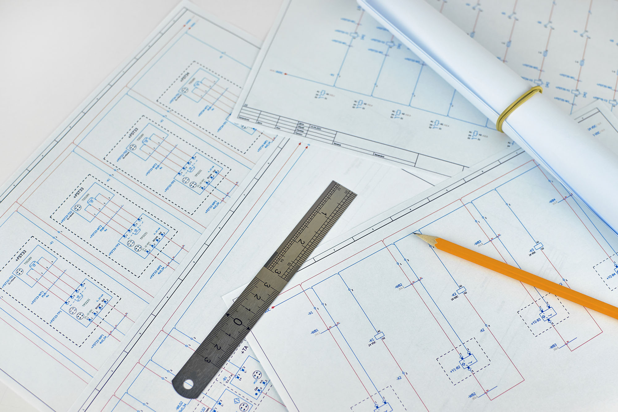 progettazione-impianti-quadri-elettrici-sistemiplc-elettrotec